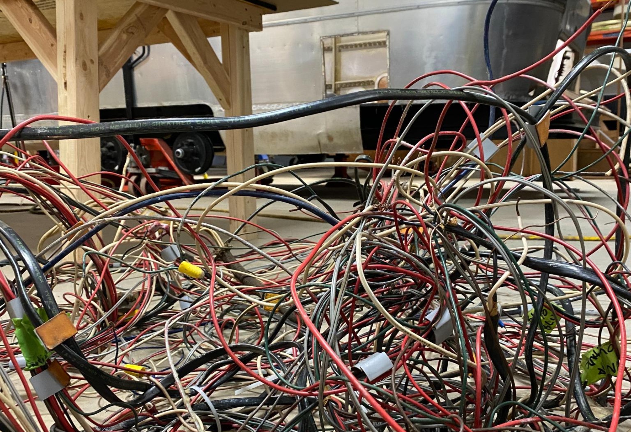   Old Electrical Hazard Wiring Removal  ﻿